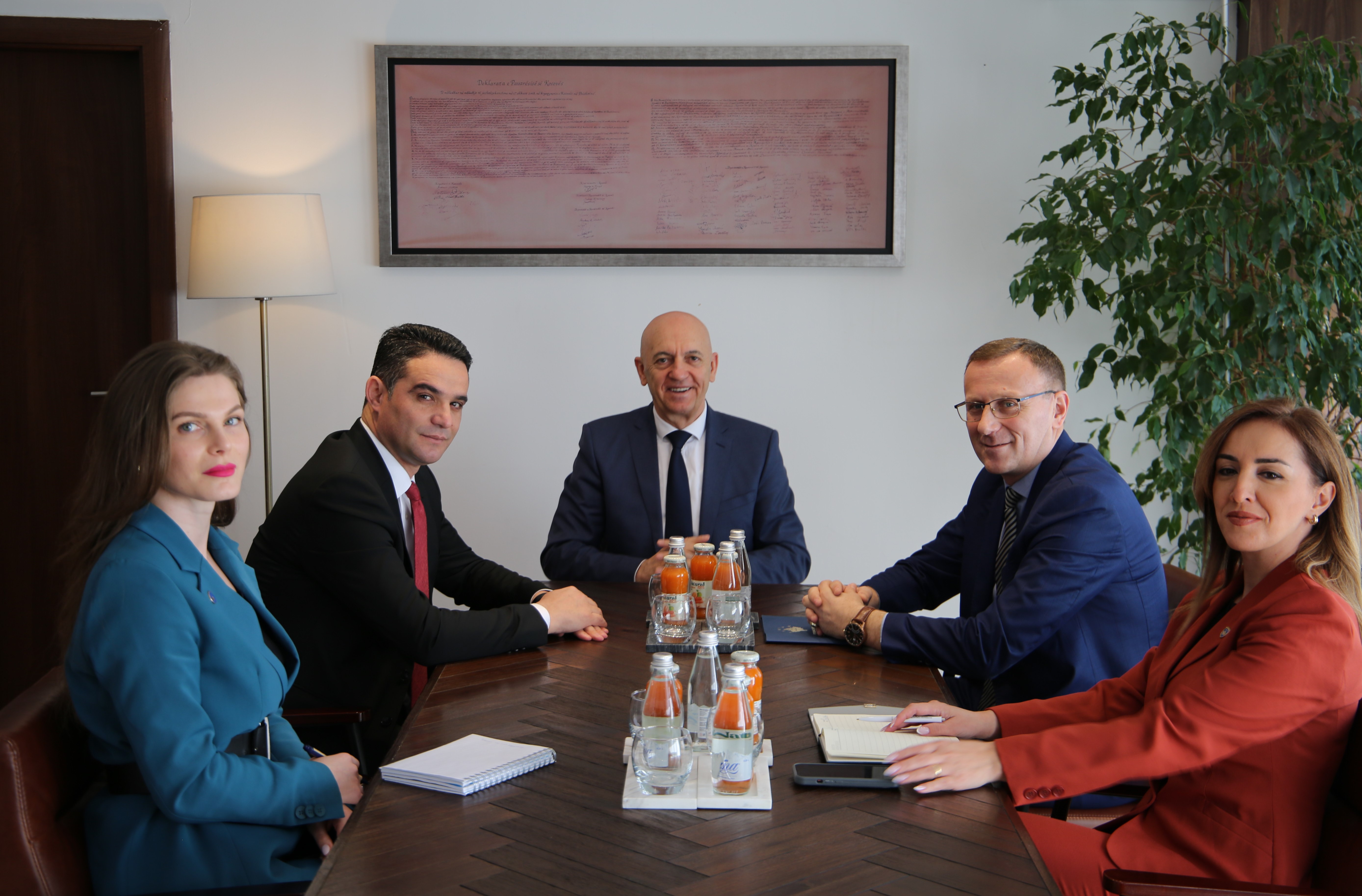 Predsedavajući Tužilačkog Saveta Kosova je posetio Kancelariju Glavnog Državnog tužioca