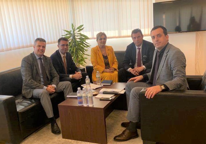 Komisioni Mbikëqyrës për Monitorimin e Rasteve të Korrupsionit dhe Krimeve Ekonomike viziton Prokurorinë Themelore në Gjakovë