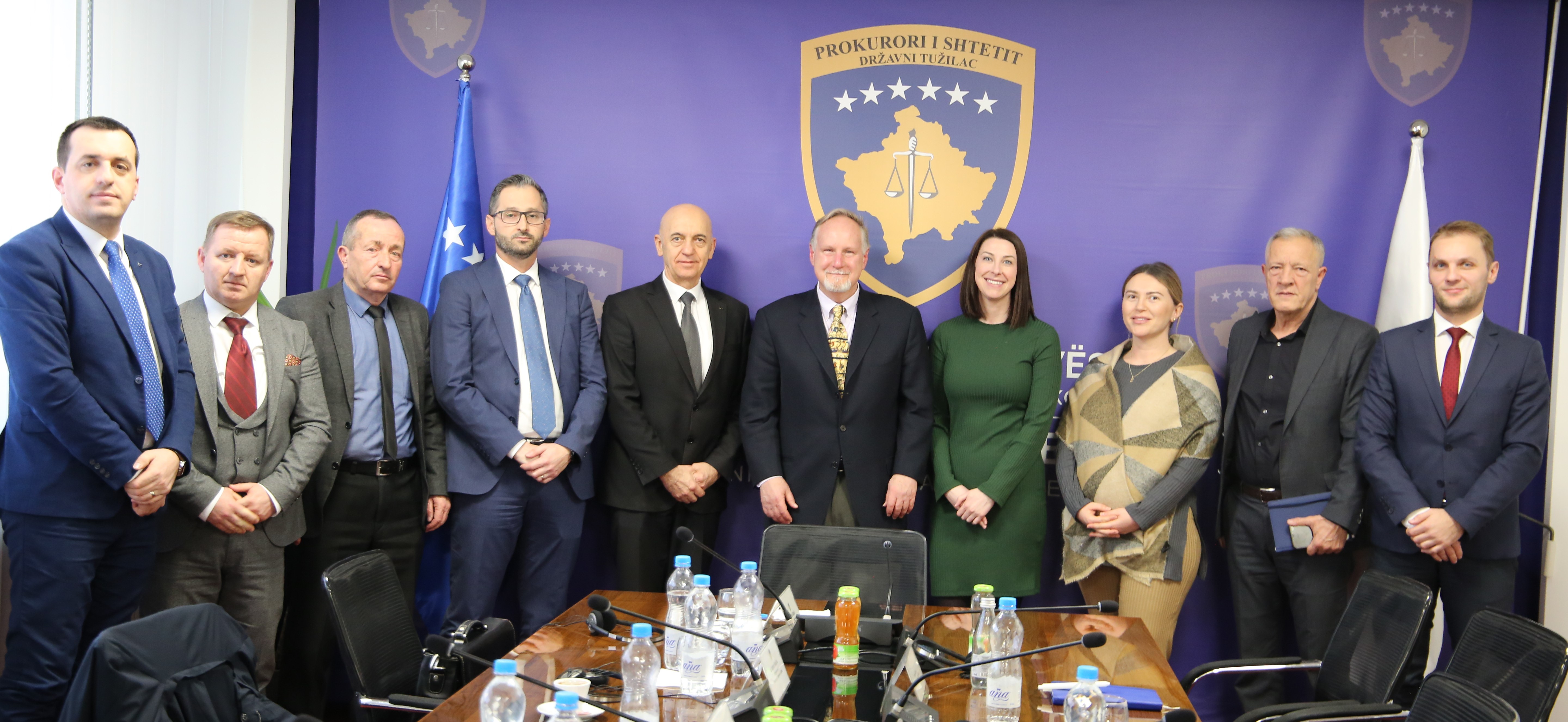 The Acting Chief State Prosecutor hosted American FMCS experts in a meeting for mediation