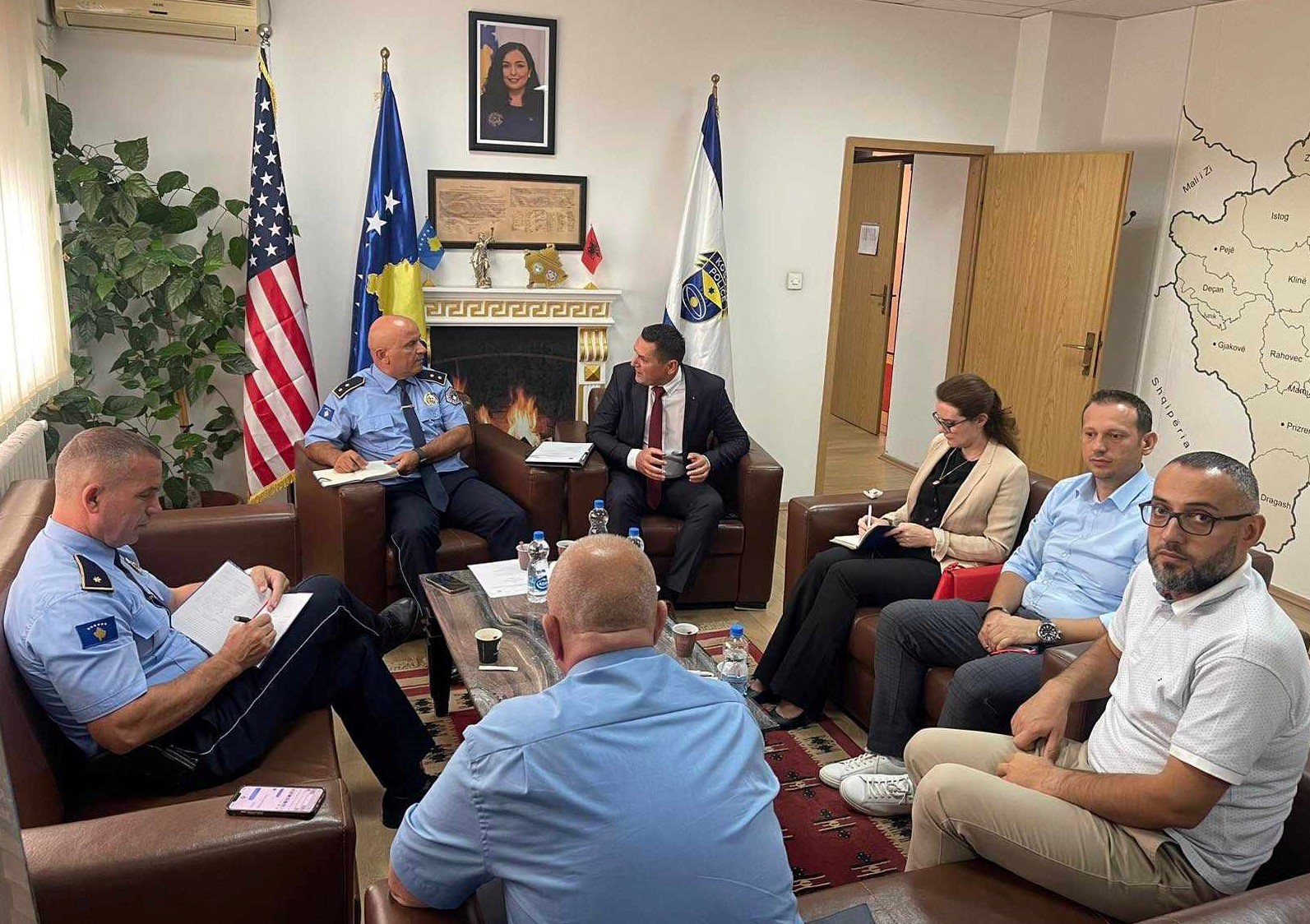 Zamenik Predsedavajućeg Tužilačkog Saveta je posetio Direkciju Regionalne Policije u Prištini
