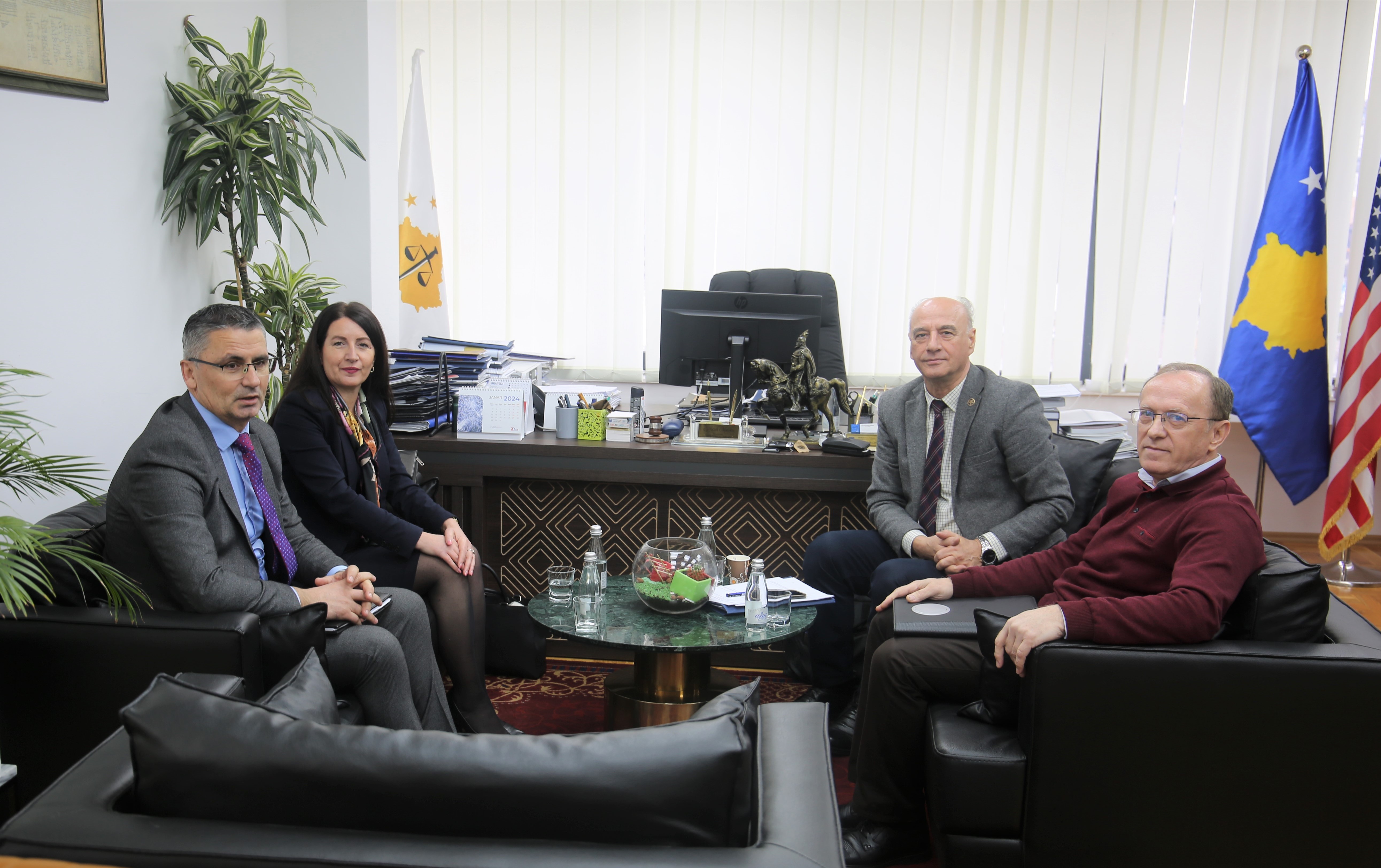 Chairman Maloku hosted the Auditor General, Vlora Spanca