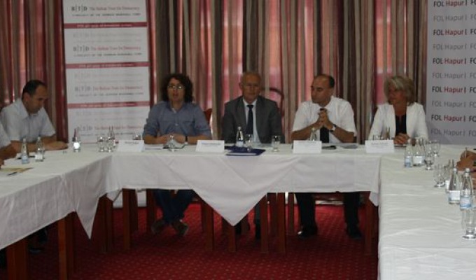 Prokuroria e Shtetit vazhdoi debatet me qytetarët e Gjilanit dhe të Ferizajt
