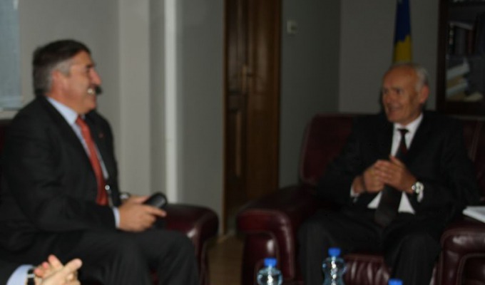 Kryeprokurori i Shtetit z. Ismet Kabashi u takua me shefin e EULEX-it z. Xavier Bout De Marnhac