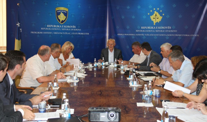 Kryeprokurori i Shtetit z. Ismet Kabashi, caktoi koordinatorë të veçantë për fusha të caktuara në kuadër të Këshillit Prokurorial të Kosovës dhe Zyrës së Kryeprokurorit të Shtetit, si dhe kërkoi nivelin më të lartë të përgjegjësisë, të të gjithë stafit të sistemit prokurorial, në përmbushjen e obligimeve që dalin nga udhërrëfyesi për liberalizim të vizave