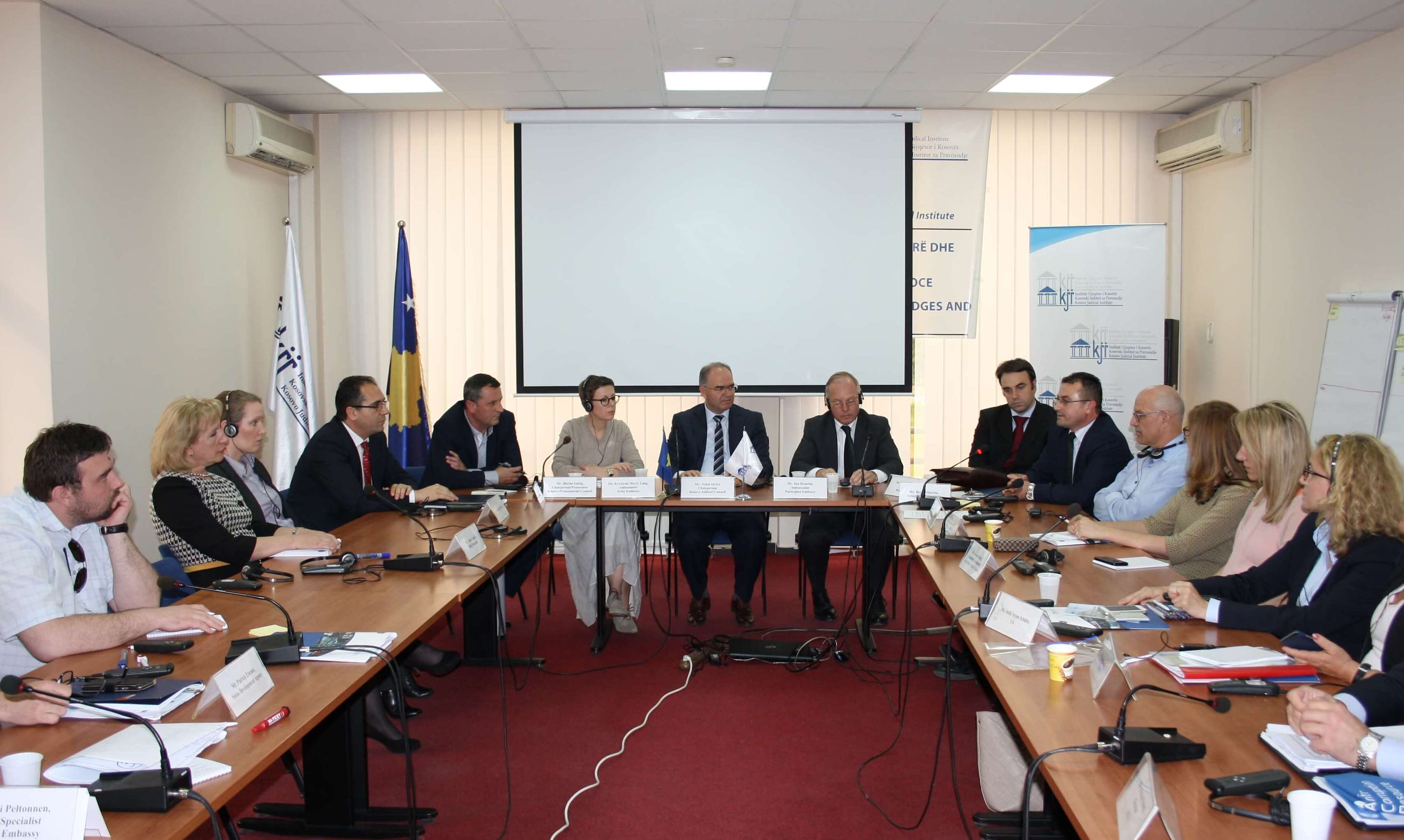 WORKSHOP STRENGHTENING THE ROLE OF THE KOSOVAR JUSTICE SECTOR IN FIGHTING CORRUPTION