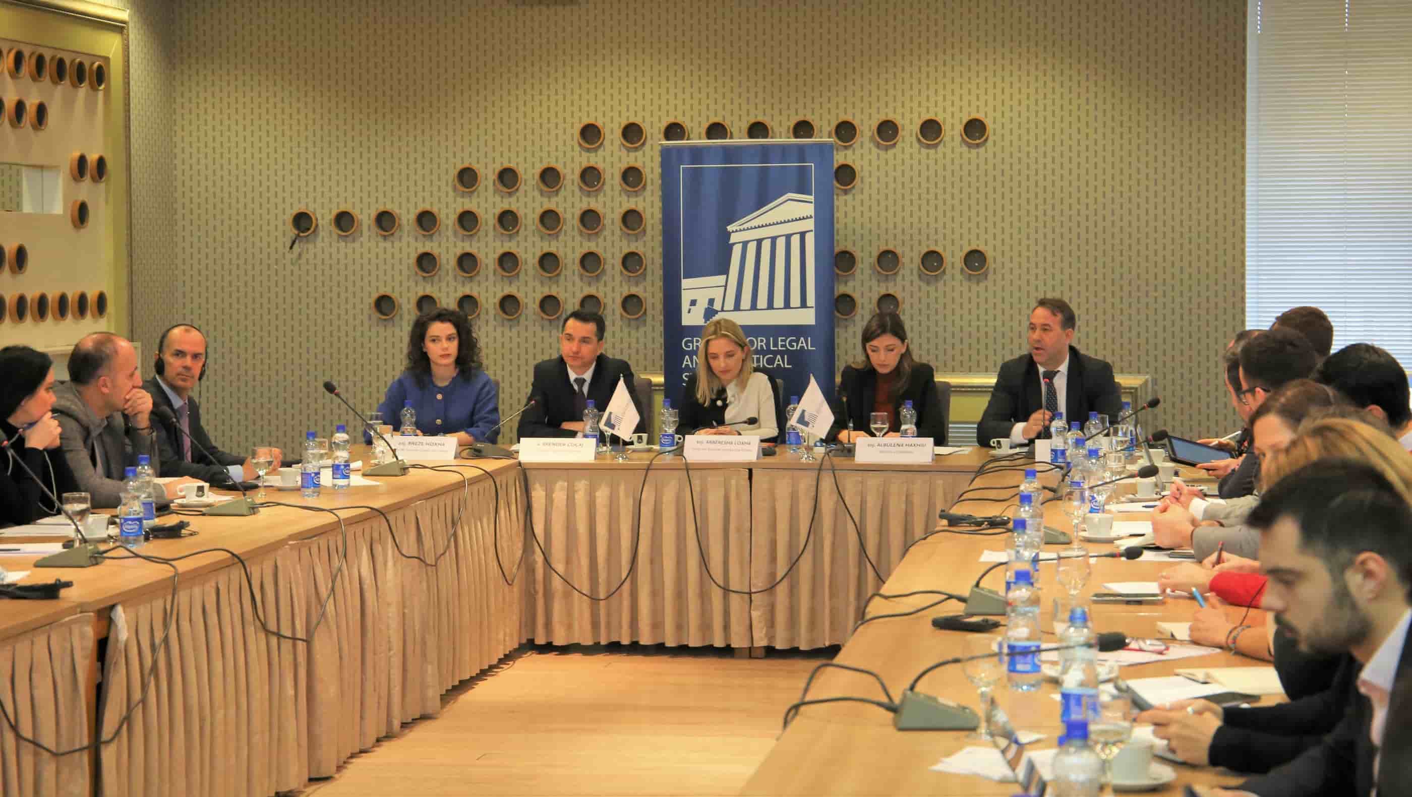 Vetting in Kosovo, topic of discussion table