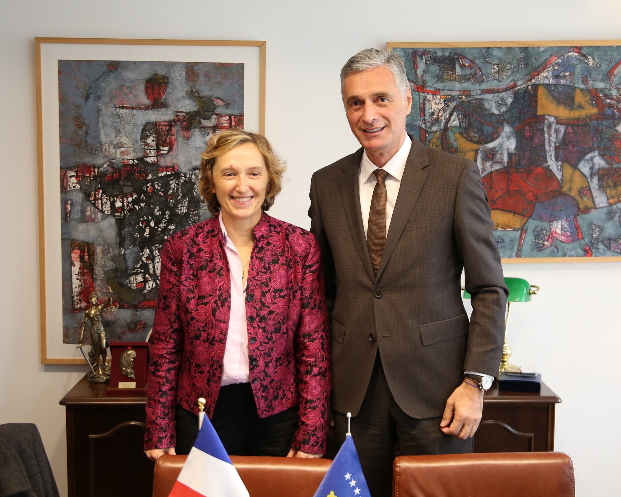 The intensification of the cooperation of the State Prosecutor with the French justice institutions is discussed